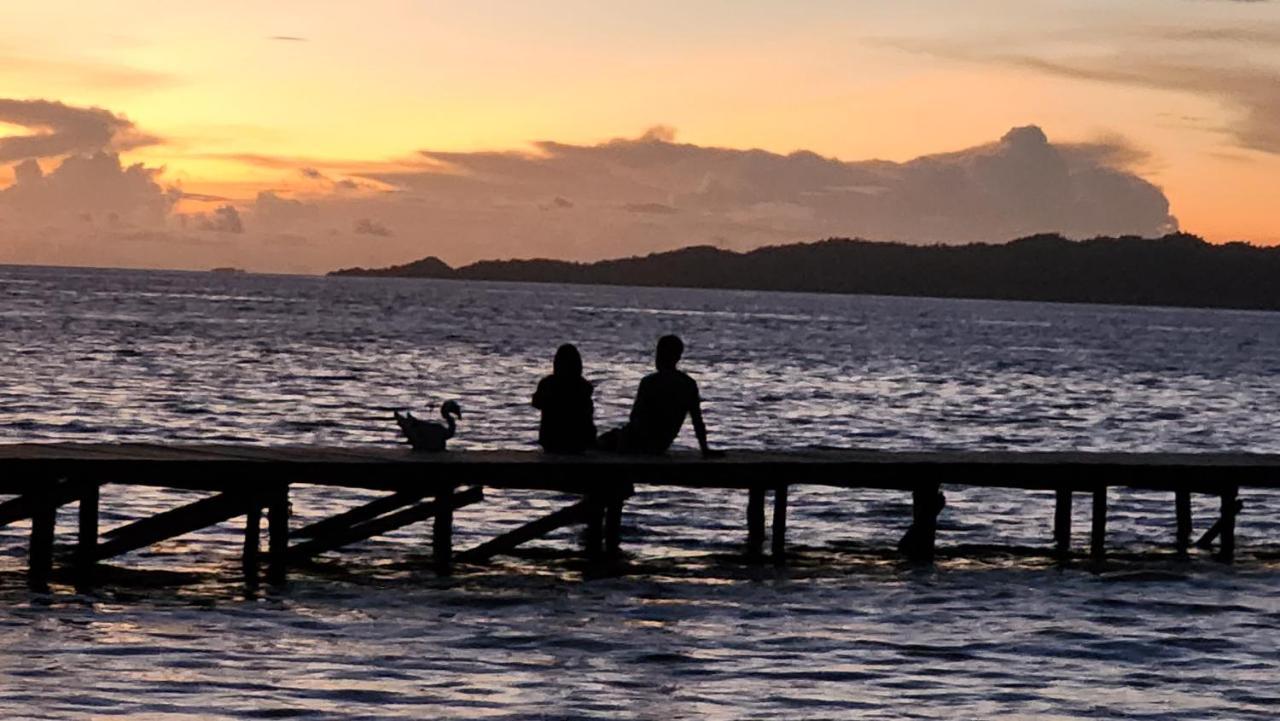 Terimakasih Homestay Pulau Mansuar Exterior foto