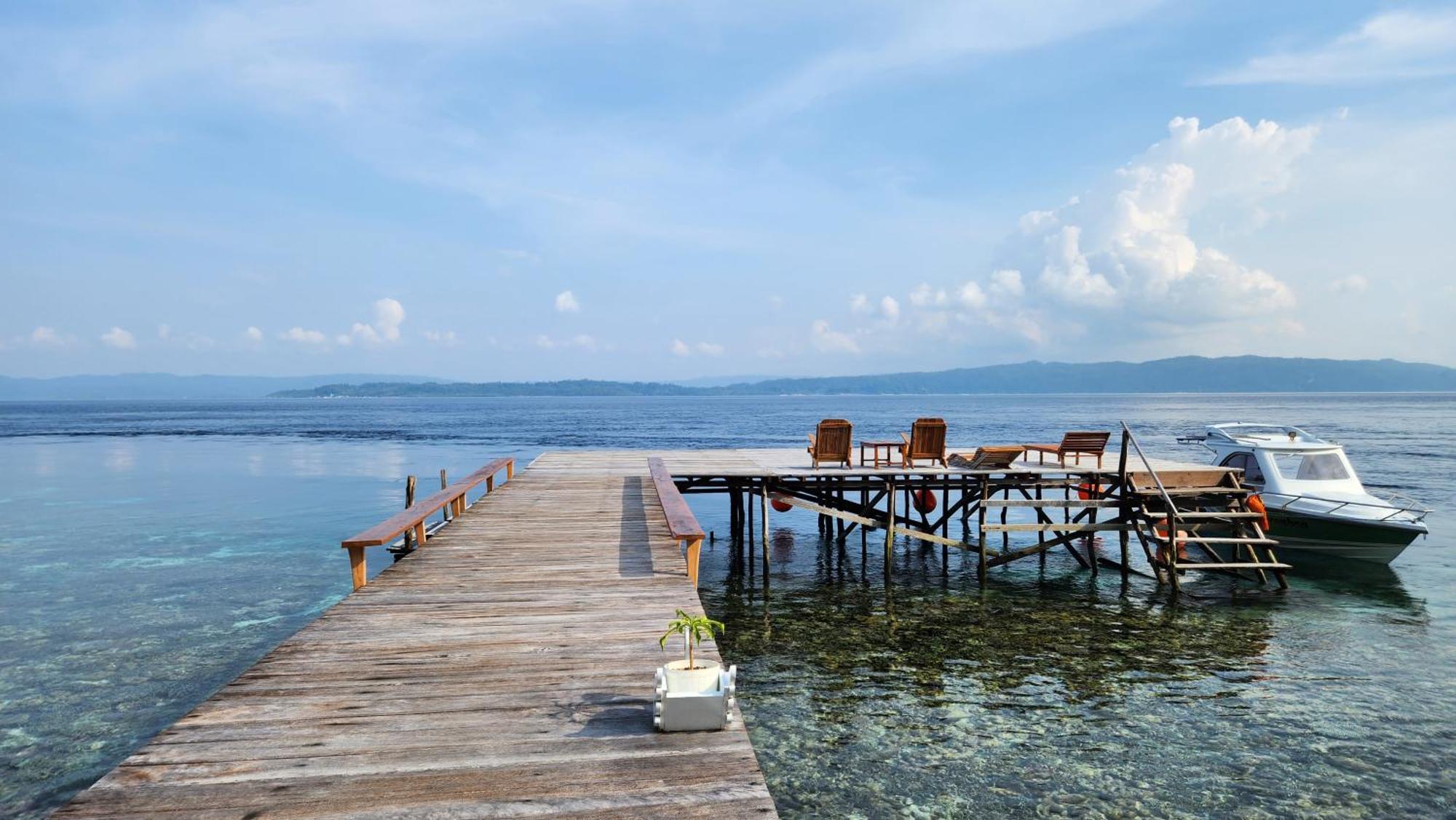 Terimakasih Homestay Pulau Mansuar Exterior foto